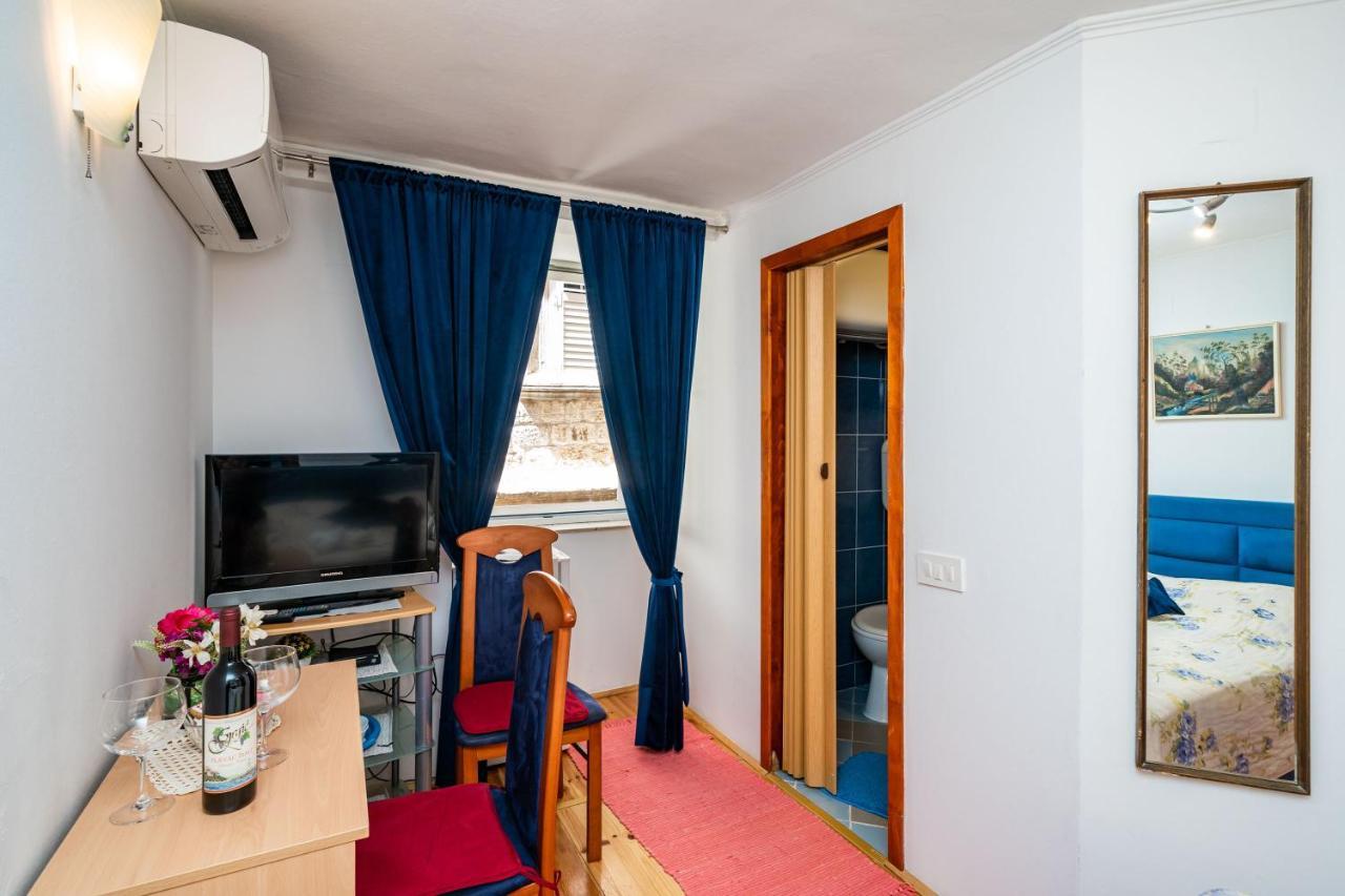 Guest house Fausta Old Town *